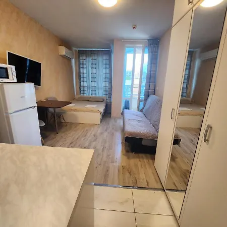 Colonel 944 * Szófia